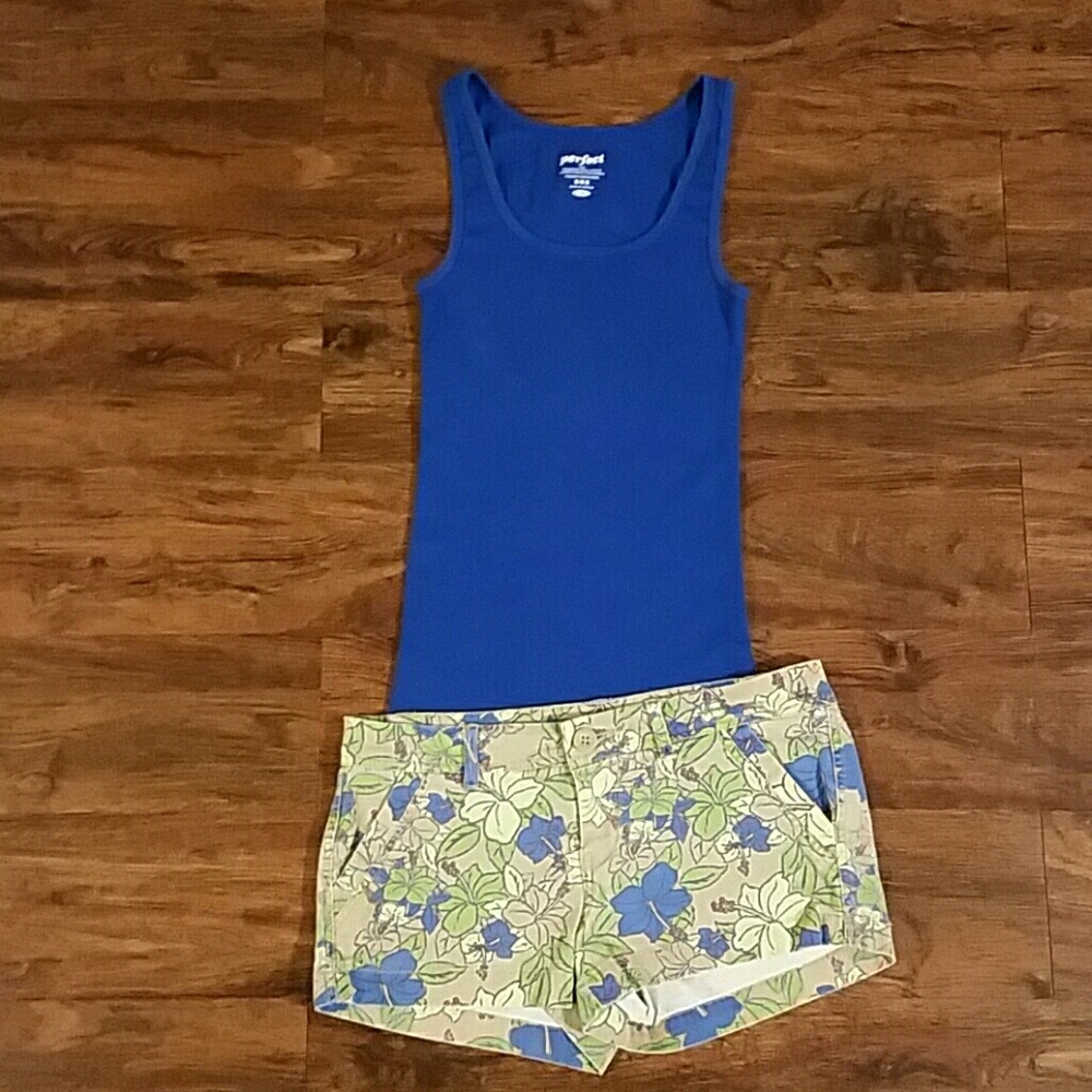 Arizona Jean Co. Floral Shorts